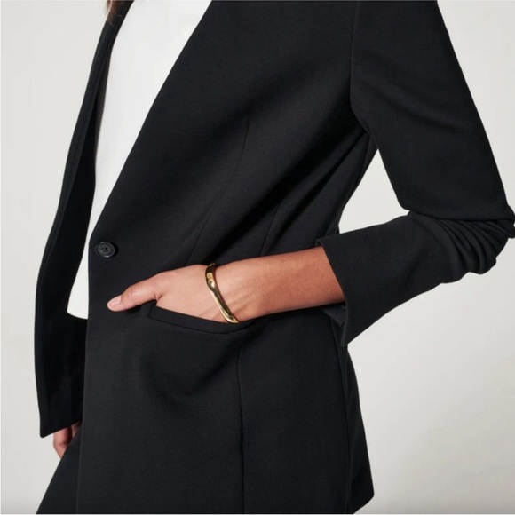 NWT SPANX The Perfect Oversized Blazer - BLACK - Picture 3 of 5